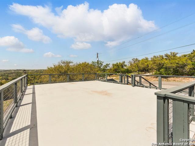 House for sale in Canyon Lake