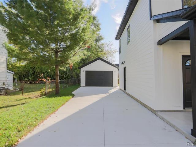 House for sale in Mount Clemens, Michigan