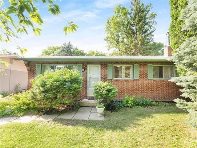 House for sale in East St. Paul, Manitoba