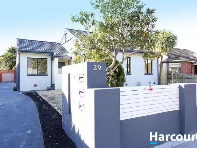 House for rent in Springvale, Melbourne