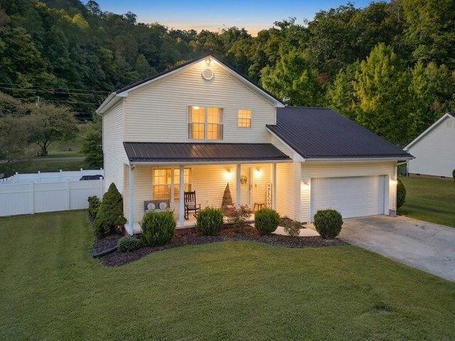 House for sale in Van Lear, Johnson County