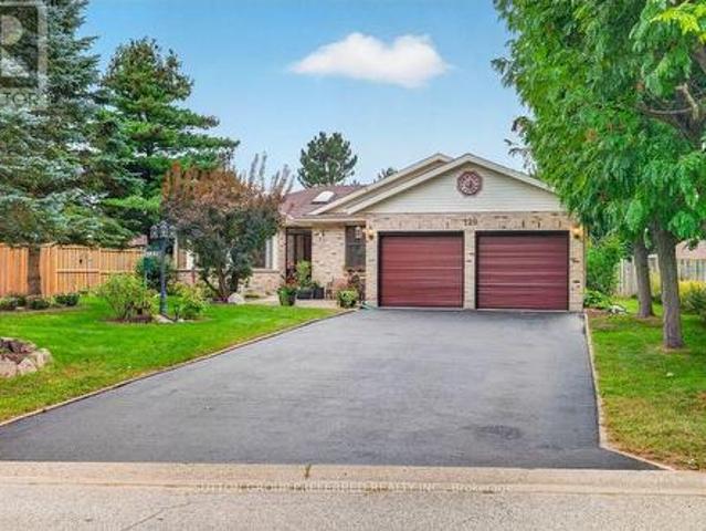 House for sale in Thames Centre, Ontario