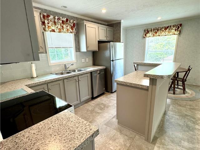 House for sale in Renfrew, Pennsylvania