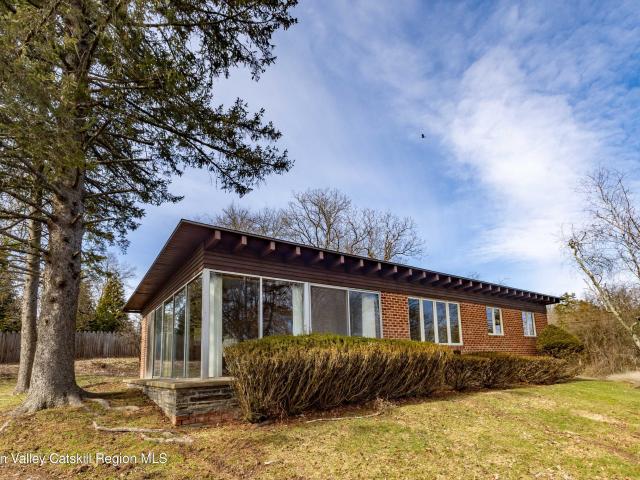 House for sale in Bloomington, New York