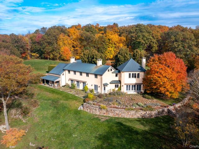House for sale in Millbrook, New York