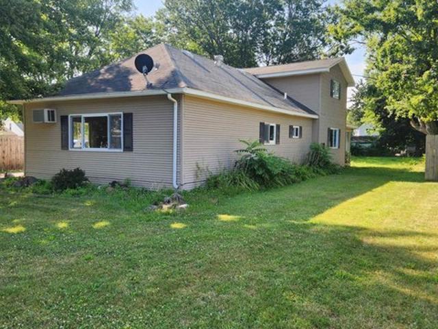 House for sale in Saint Charles, Michigan