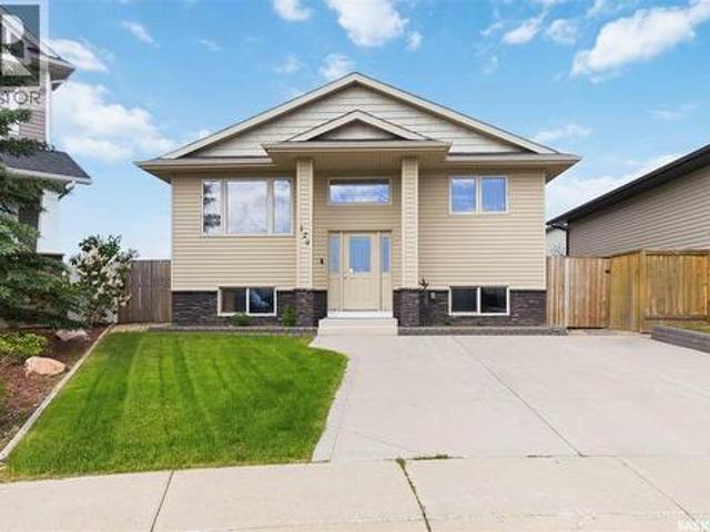 House for sale in Warman, Saskatchewan