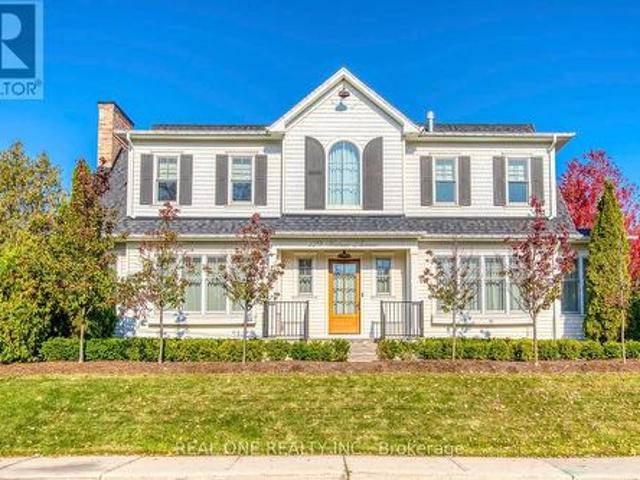 House for sale in Oakville, Golden Horseshoe