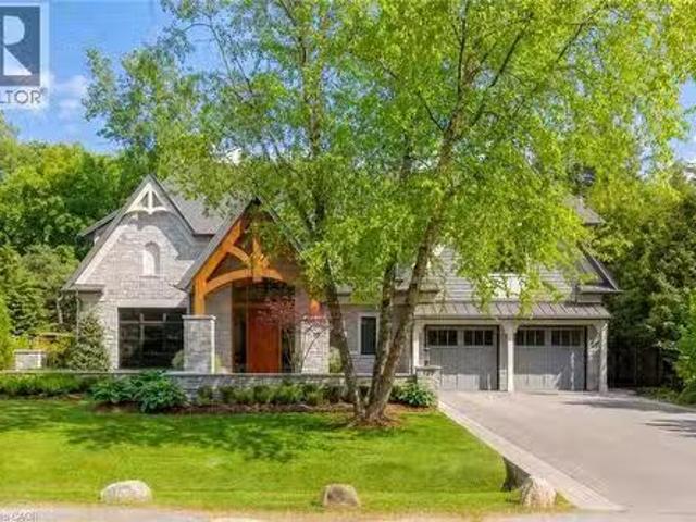 House for sale in Oakville, Ontario