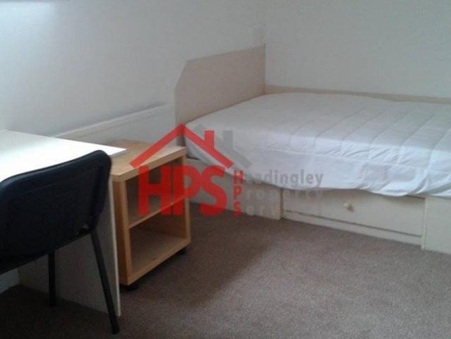 Apartment for rent in Beckett Park, Headingley