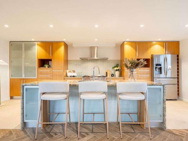 House for sale in Castor Bay