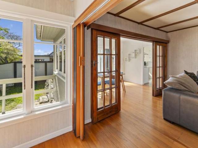 House for sale in Nelson City, Cable Bay