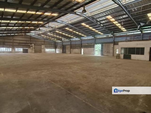 Warehouse for rent in Petaling, Alam Impian
