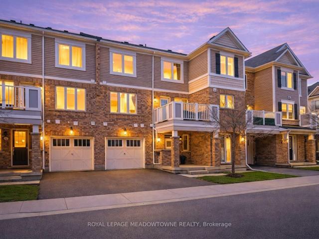 Townhouse for sale in Woburn, Ontario