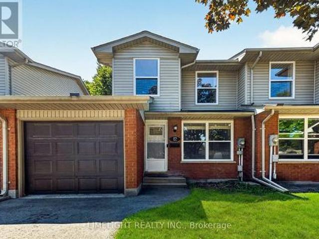 Townhouse for sale in Arva, Ontario