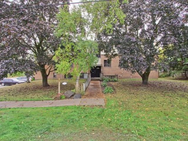 Condo for rent in Bradford West Gwillimbury, Ontario