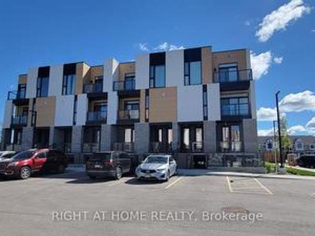 Townhouse for sale in Waterloo, Ontario