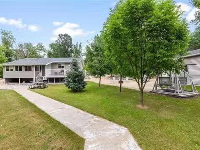 House for sale in De Salaberry, Manitoba