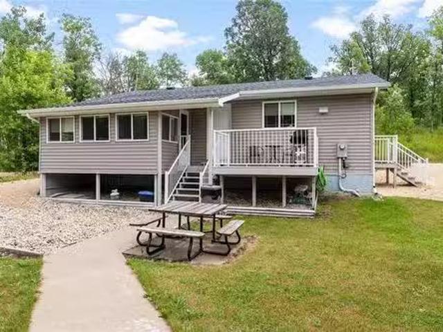 House for sale in De Salaberry, Manitoba
