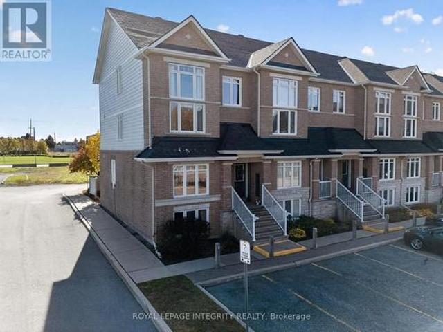 Townhouse for rent in Knoxdale-Merivale, Ottawa