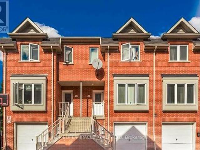 Townhouse for sale in Woburn, Ontario