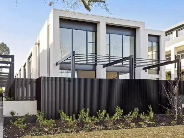 Condo for rent in Camerons Creek, Victoria