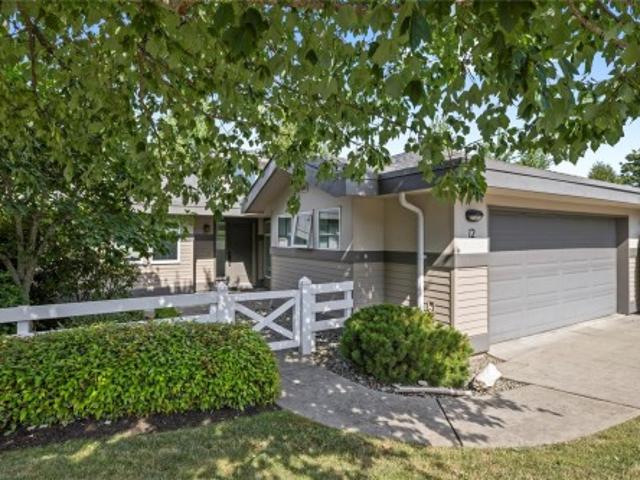 House for sale in Parksville, British Columbia