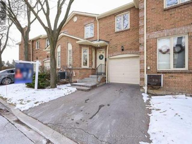 Townhouse for sale in Mississauga, Ontario