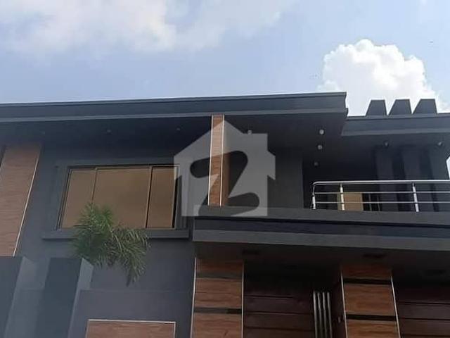 House for sale in Gujrat, Islamabad Capital Territory