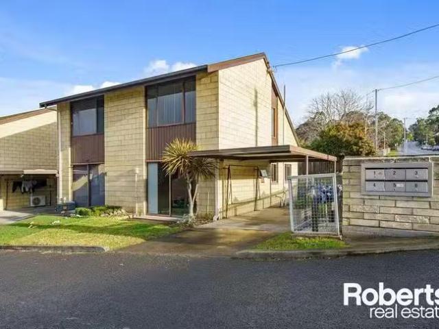 House for rent in Kingston, Tasmania