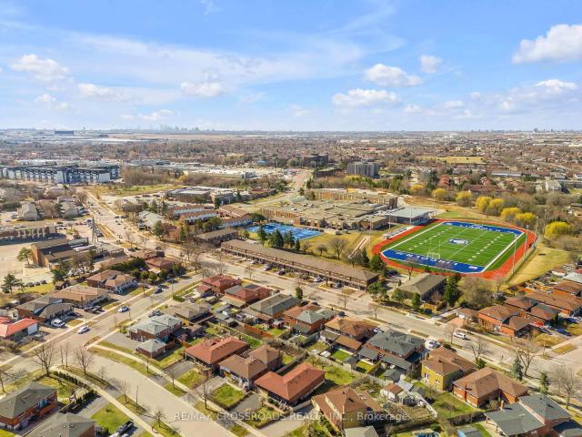 Condo for sale in Woburn, Ontario