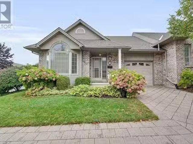 Condo for sale in Arva, Ontario