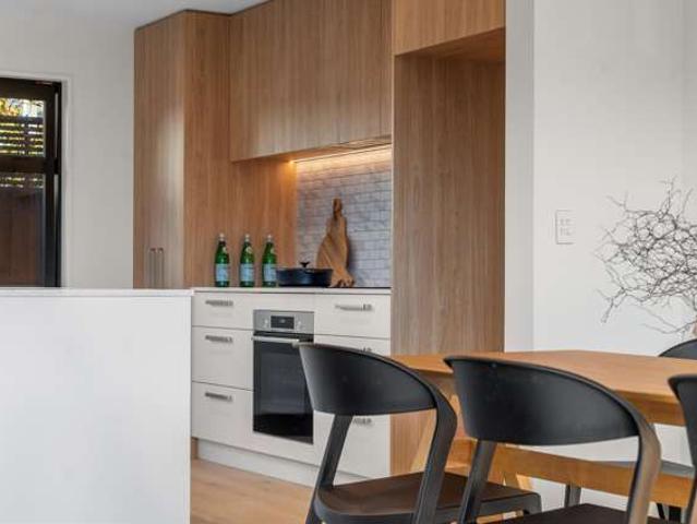 Townhouse for sale in Saint Albans, Canterbury