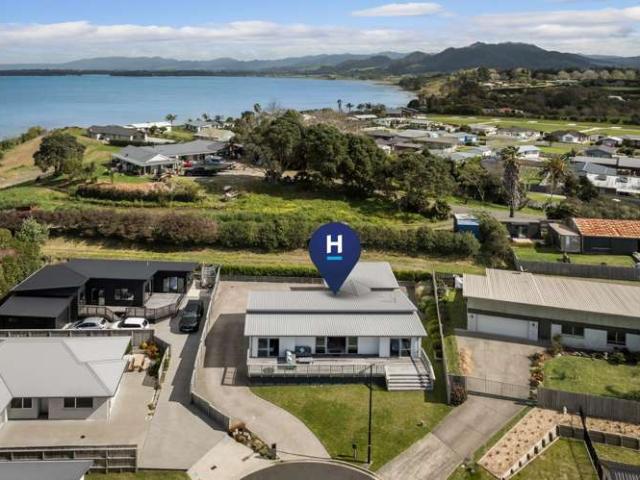 House for sale in Athenree, Bay Of Plenty