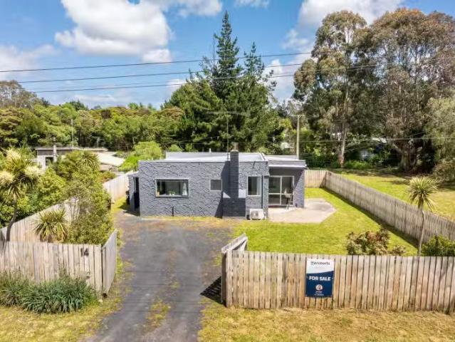 House for sale in Otakou