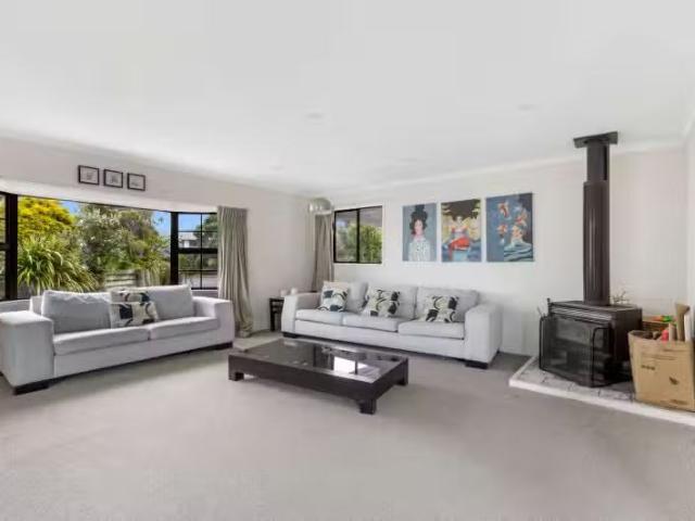 House for sale in Hillsborough, Taranaki
