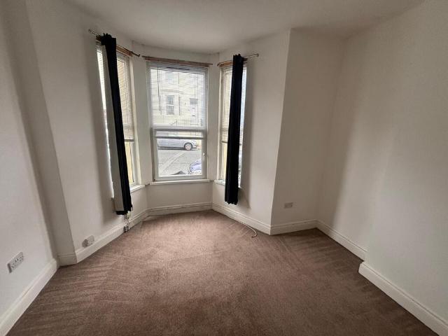 Apartment for rent in Lipson Vale, Mount Wise