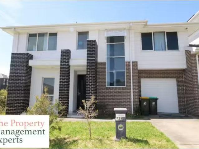 House for rent in Oran Park, Sydney