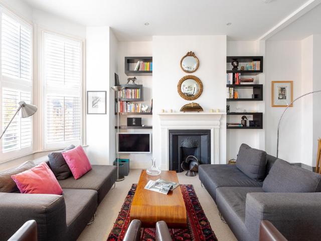 Apartment for rent in Silchester Estate, Greater London