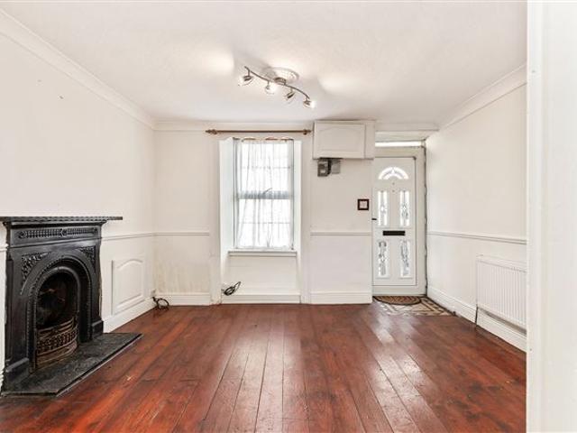 Terraced House for sale