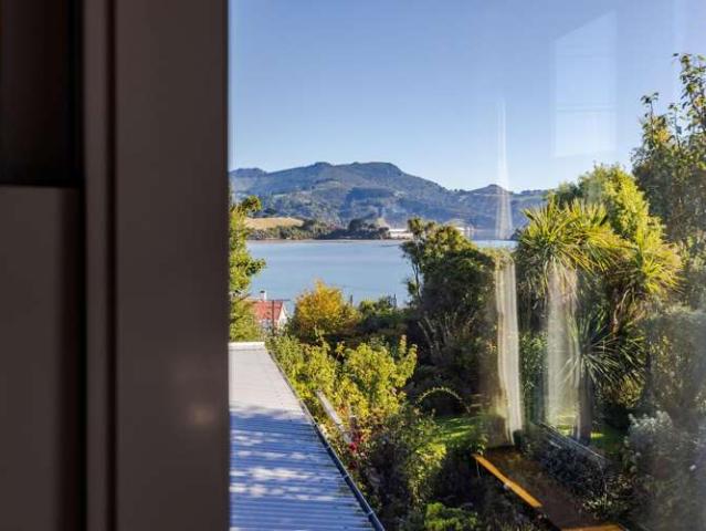 House for sale in Otakou