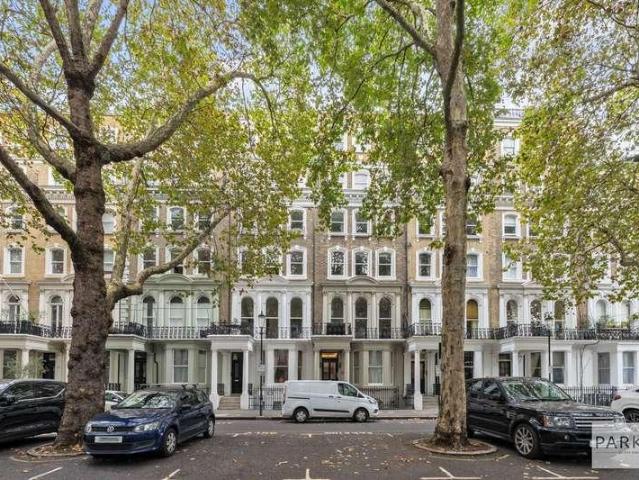 House for sale in Chelsea, Greater London