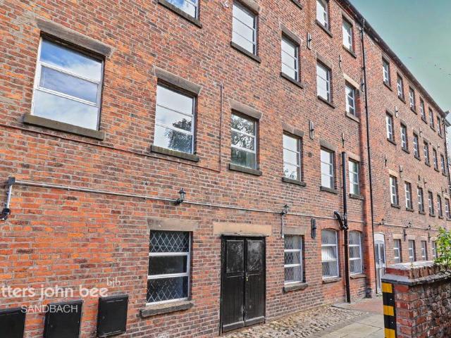 Flat for sale in Sandbach Heath, Sandbach