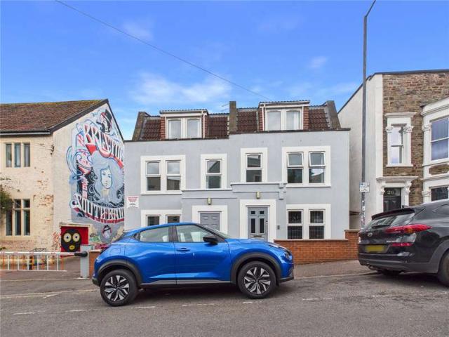 Farm for sale in Spike Island, Feckenham
