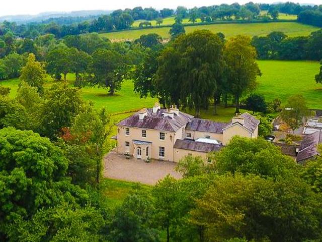 House for sale in Llandeilo, Wales