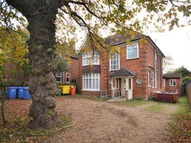 House for sale in Brambleside, Kettering