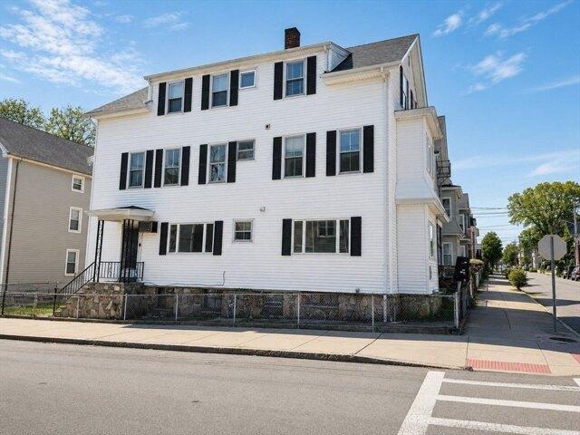 House for sale in Bristol, Massachusetts