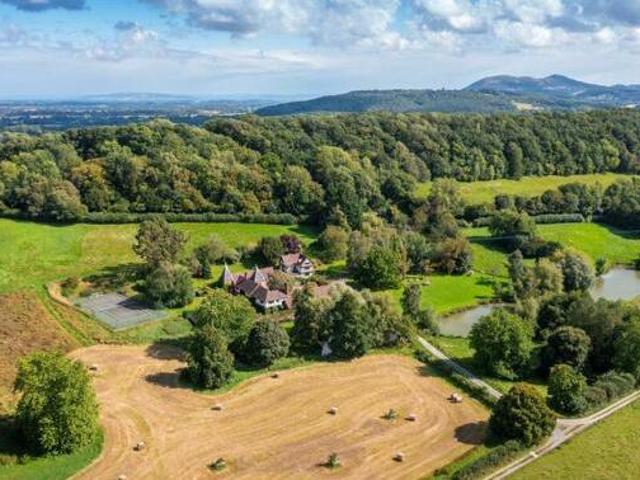 House for sale in Worcestershire