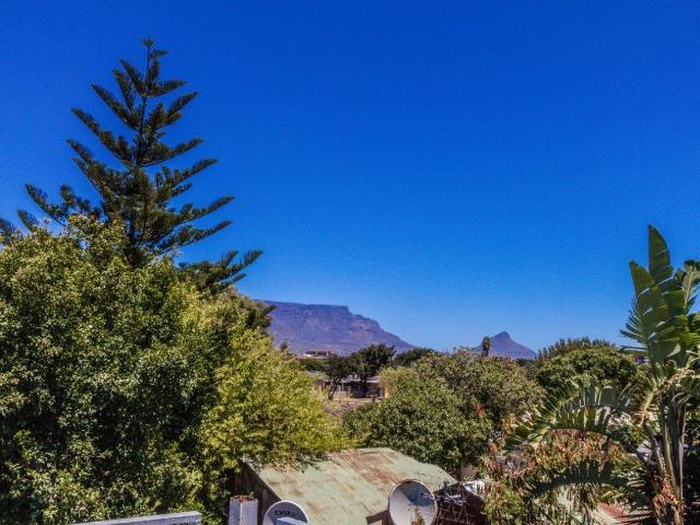 House for sale in Cape Town, Western Cape