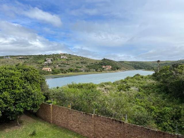 House for sale in Bushmans River Mouth, Eastern Cape